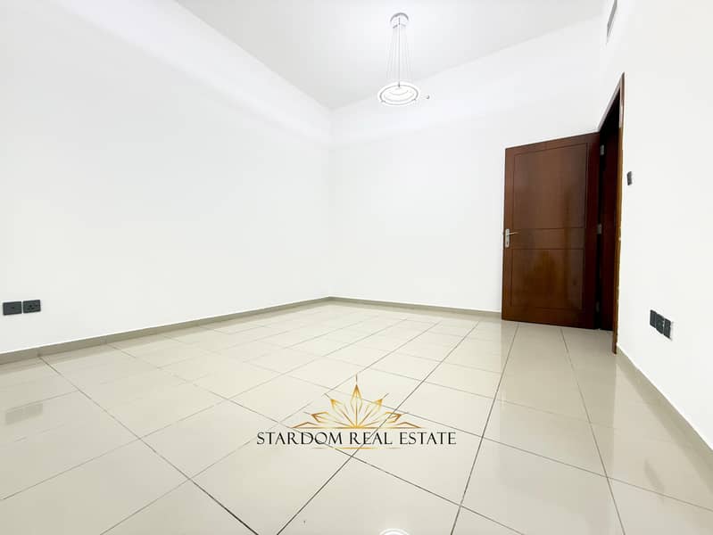 2 BR | SPACIOUS LAYOUT | VACANT