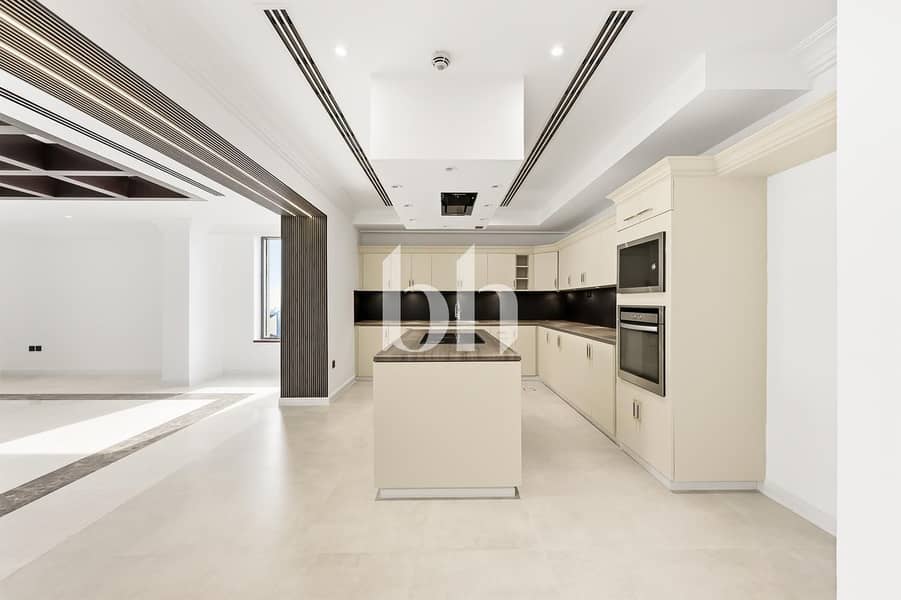 Upgraded Penthouse | Vacant | Panoramic Views - Image 8