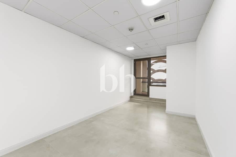 Upgraded Penthouse | Vacant | Panoramic Views - Image 13