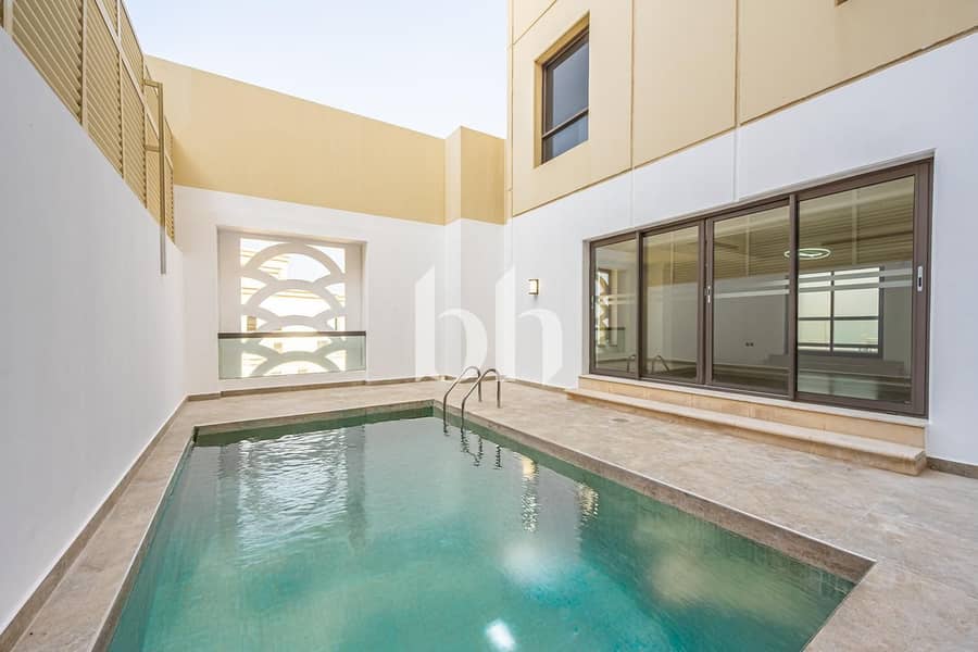 Upgraded Penthouse | Vacant | Panoramic Views - Image 25