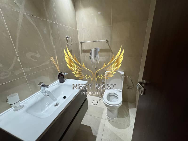 Fully Upgraded Massive Studio | Freehold | Prime DSO Location