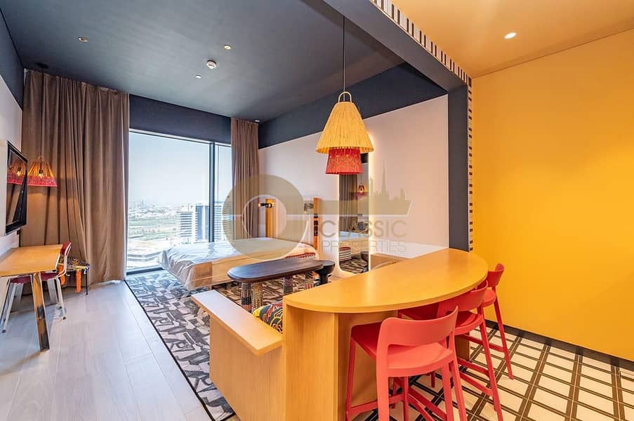 LUXURY FULLY FURNISHED | VACANT | READY TO MOVE IN