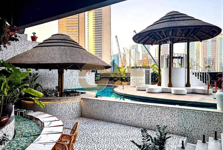 LUXURY FULLY FURNISHED | VACANT | READY TO MOVE IN - Image 12