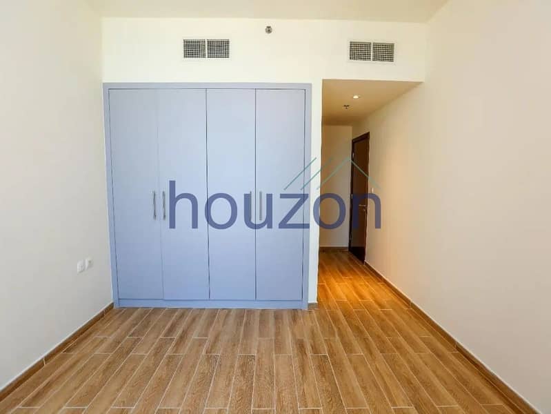 Vacant 3BR + Maid | Sea + Canal | Burj View - Image 13