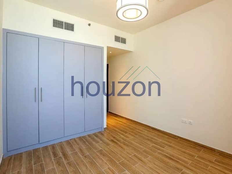 Vacant 3BR + Maid | Sea + Canal | Burj View - Image 14