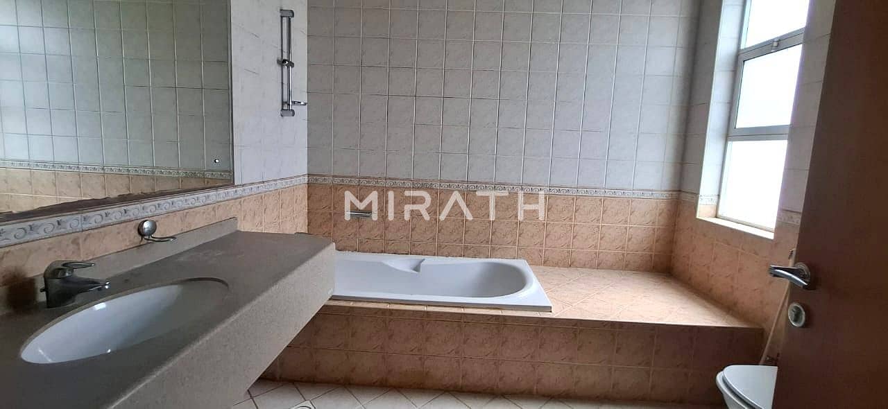 Excellent Quality | Spacious | Pool & Garden - Image 11