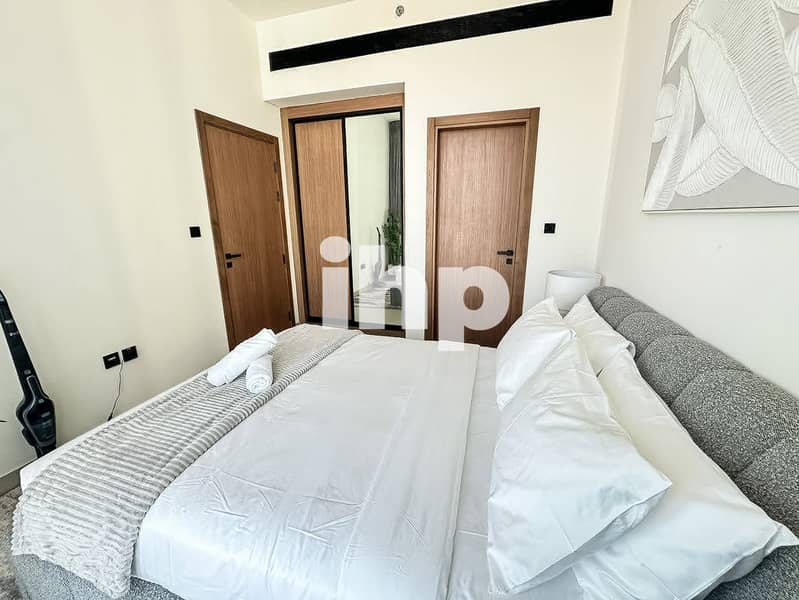 Ready to Move In |Fully Furnished Modern Apartment - Image 9