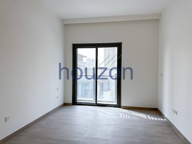 Brand New 4BR + M/Room| Balcony | Sea View - Image 7