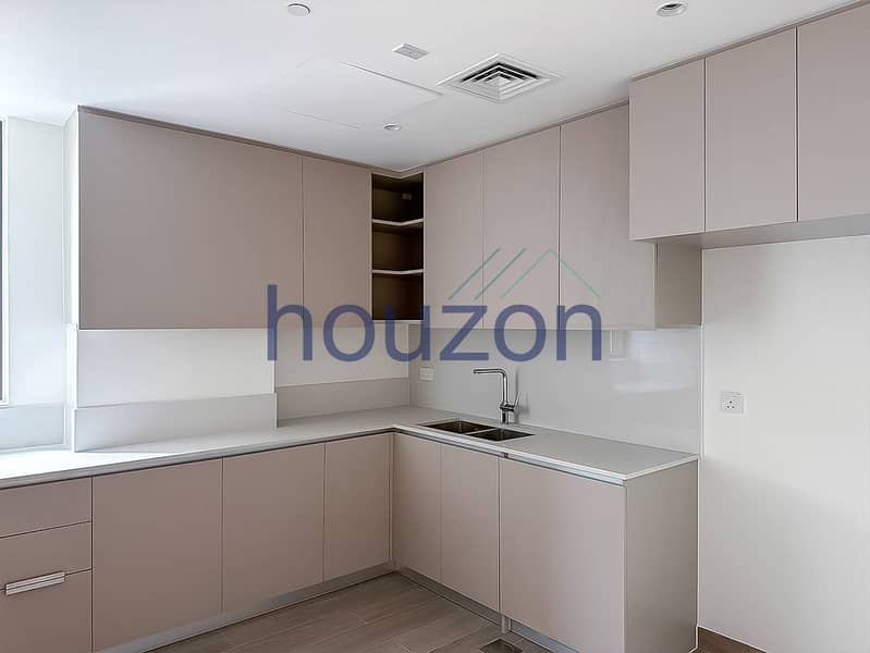 Brand New 4BR + M/Room| Balcony | Sea View - Image 8