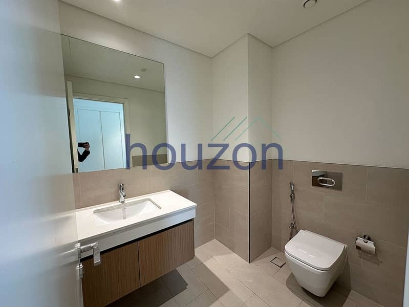 Brand New 4BR + M/Room| Balcony | Sea View - Image 11