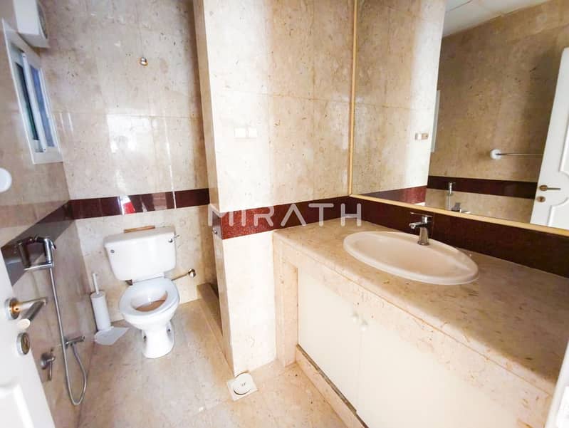 5BR Villa| Spacious Layout | Under Renovation - Image 6