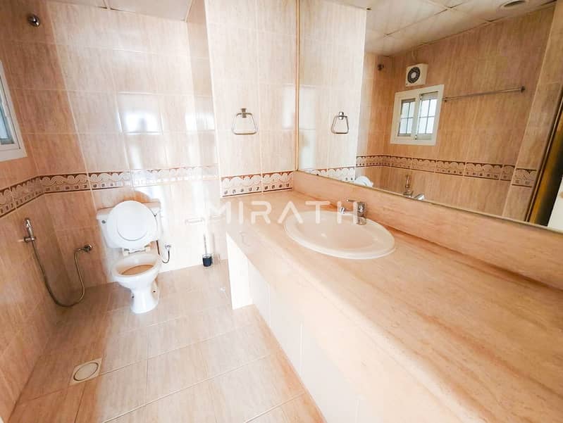 5BR Villa| Spacious Layout | Under Renovation - Image 16