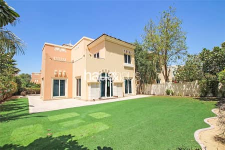 4 habitaciones Villa para en Alquiler en Dubai Sports City, Dubai - Villa en Dubai Sports City,Victory Heights,Esmeralda, 4 dormitorios, 315000 AED - 13649364 4 habitaciones Villa para en Alquiler en Dubai Sports City, Dubai - Villa en Dubai Sports City,Victory Heights,Esmeralda, 4 dormitorios, 315000 AED - 13649364