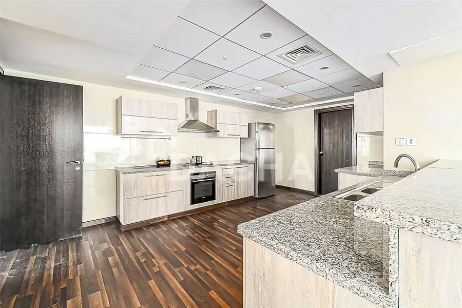 Penthouse Duplex | Upgraded | Full Palm Views - Image 6