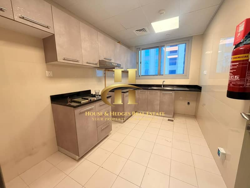 2BHK+Close Kitchen | High Floor | Park View
