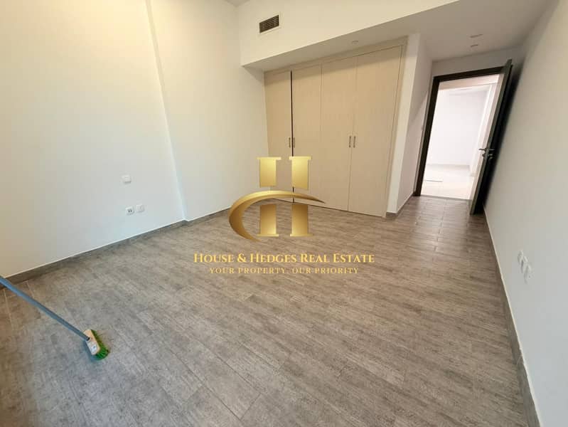 2BHK+Close Kitchen | High Floor | Park View - Image 8