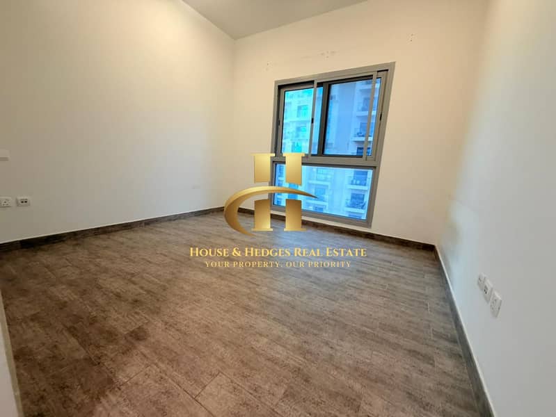 2BHK+Close Kitchen | High Floor | Park View - Image 9