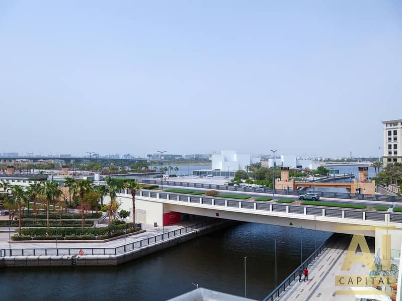 SPACIOUS LAYOUT I FULL CANAL VIEW I TERRACE - Image 15