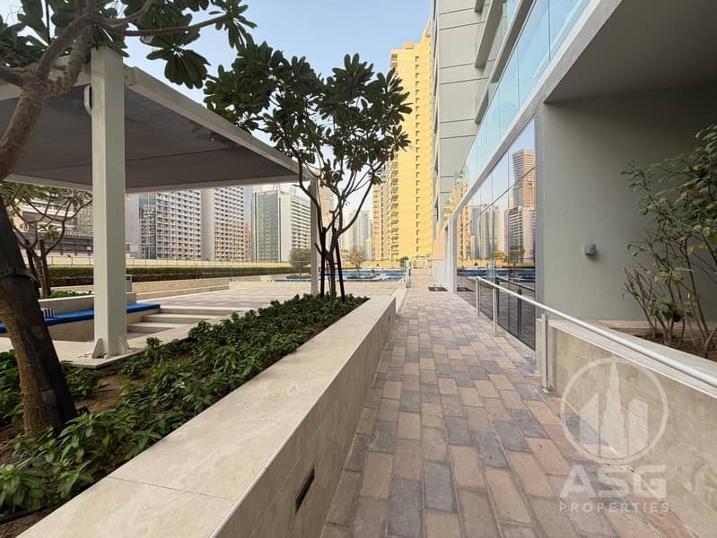 UP TO 4 CHEQUES / FULLY FURNISHED - Image 9