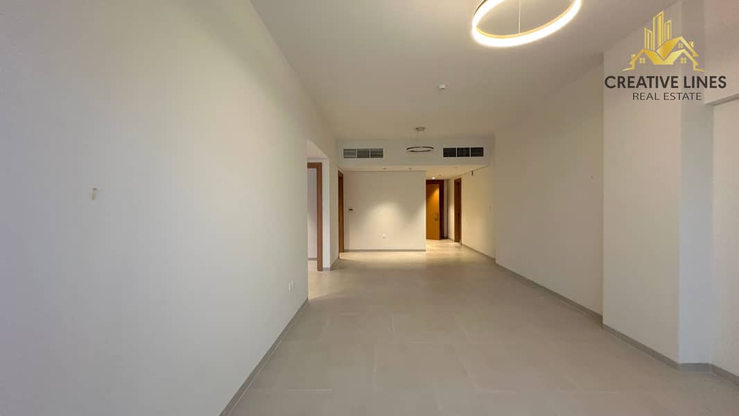 SPACIOUS 3BED MAID ROOM STORAGE AREA