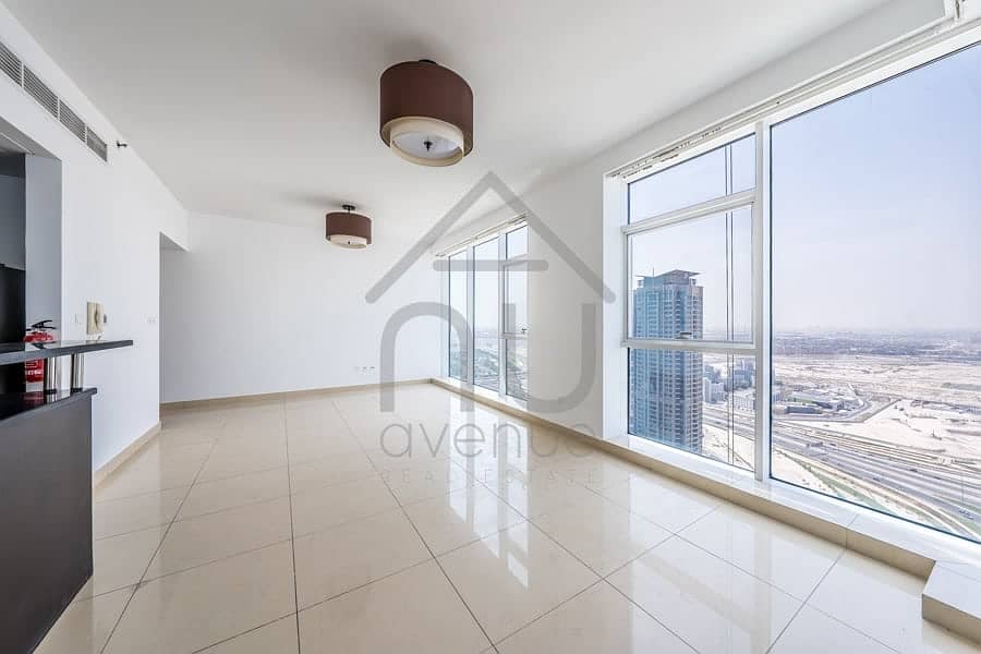 RARE 3 BEDROOM DUPLEX I PRIME LOCATION I SPACIOUS