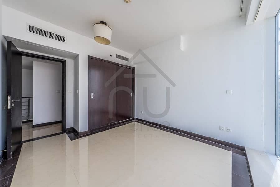 RARE 3 BEDROOM DUPLEX I PRIME LOCATION I SPACIOUS - Image 15