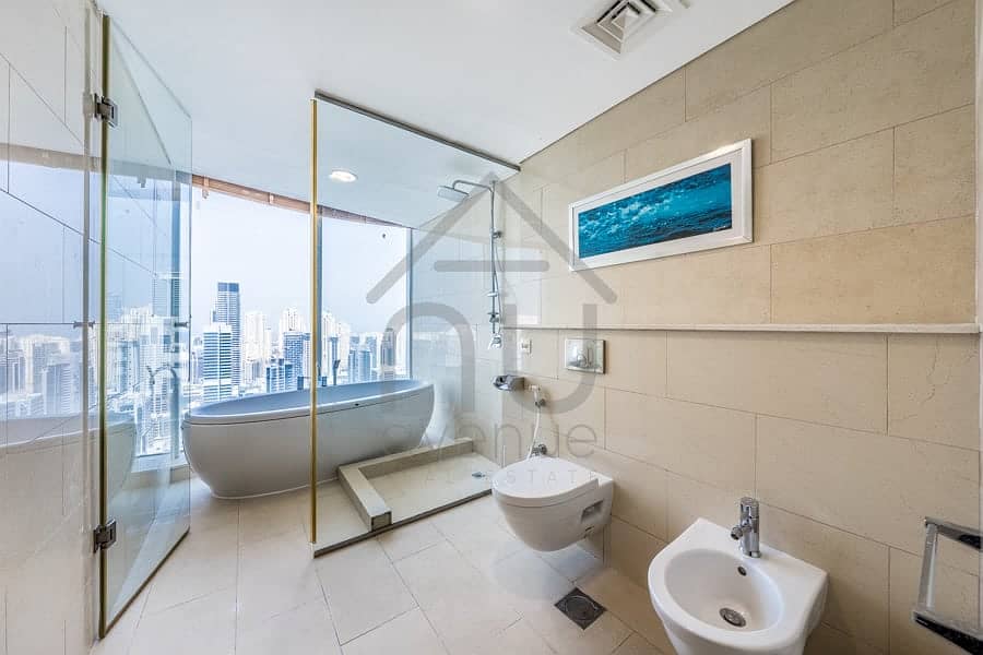 RARE 3 BEDROOM DUPLEX I PRIME LOCATION I SPACIOUS - Image 16