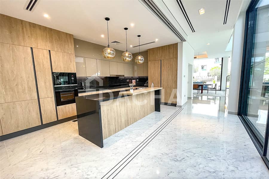 Ready to Move | Lagoon View | Chorisia 1 - Image 9