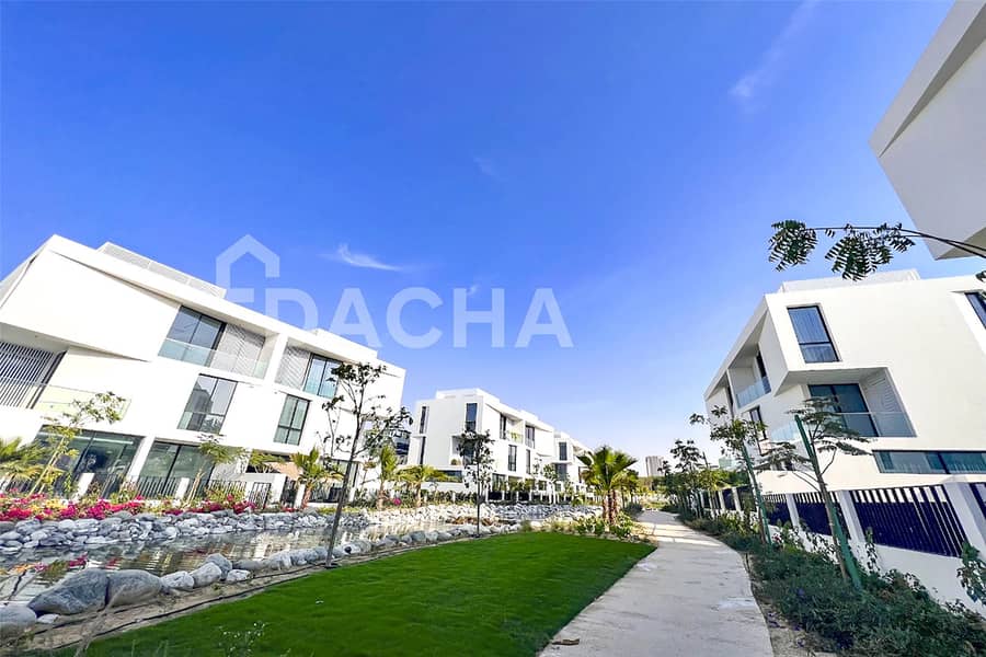 Ready to Move | Lagoon View | Chorisia 1 - Image 10