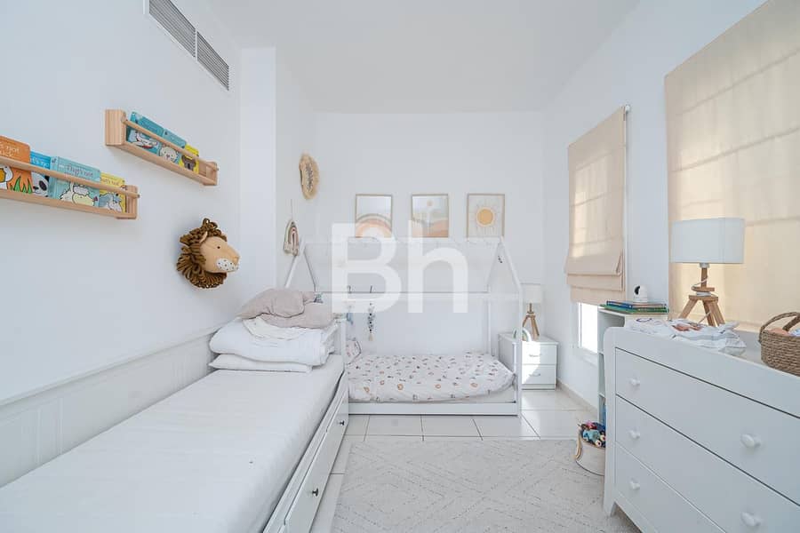 Exclusive | Cash buyer only | Type 4M | Single Row - Image 7