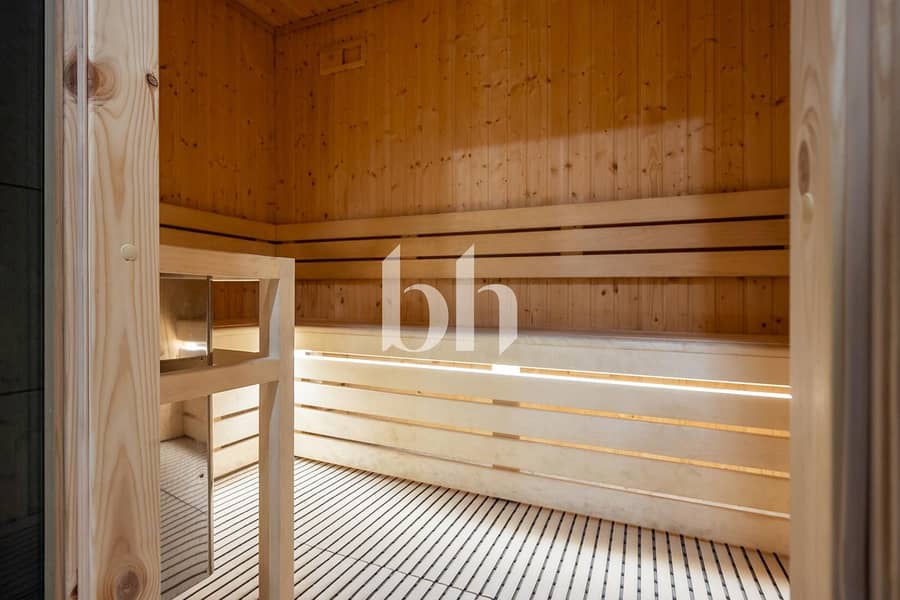 Corner Villa | 5 Bed Plus Maid Room |Move In Ready