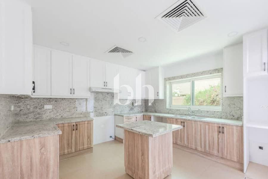 Well-Maintained 3BR Villa | Private Garden |Vacant - Image 12