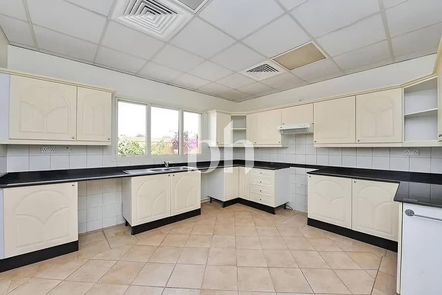 Well-Maintained 3BR Villa | Private Garden |Vacant - Image 20