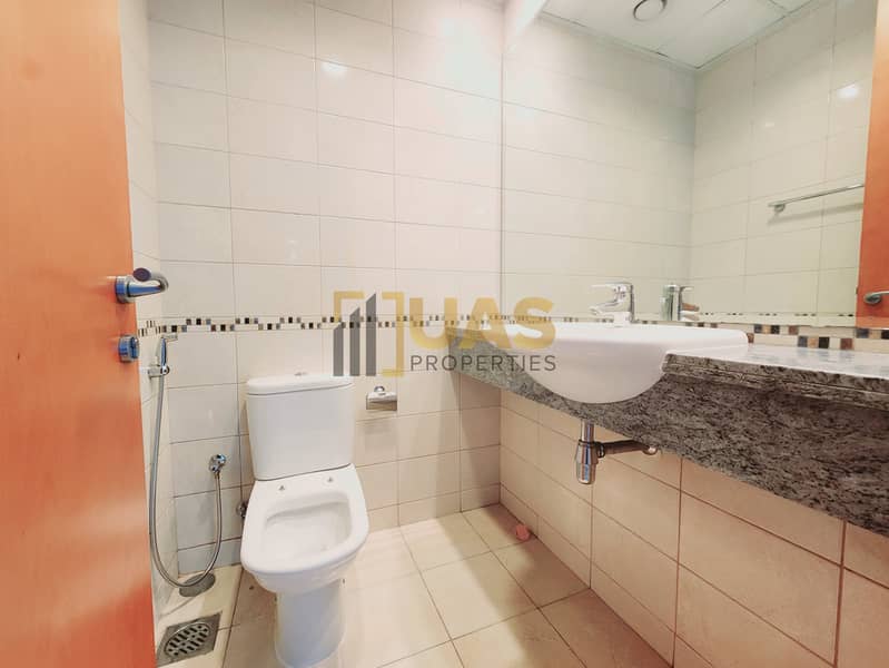 Luxury 3Bhk | with Maid | High Floor - Image 10