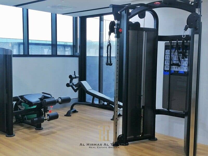 Premium Studio Living /Prime JVC Location/ Balcony - Image 18