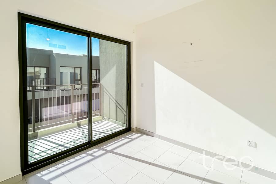 Upgraded | Near Amenities | Available Now - Image 11