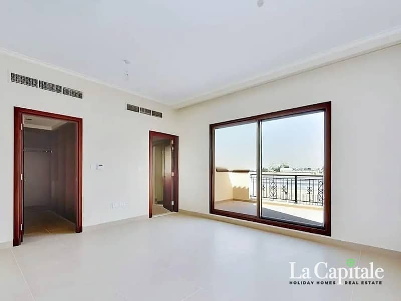 Single Row | Huge Layout | Negotiable - Image 7