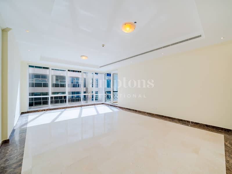 Sea View | Spacious Layout | Vacant