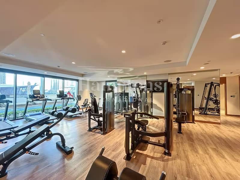 Vacant | Fully Furnished | Luxury Finish - Image 18