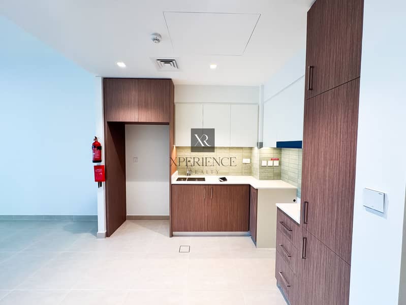 Community Expert | Brand New | Corner Unit - Image 12