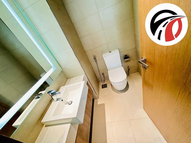 HOT OFFER || EXQUISITE APARTMENT || PRIME LOCATION|| READY TO MOVE - Image 13