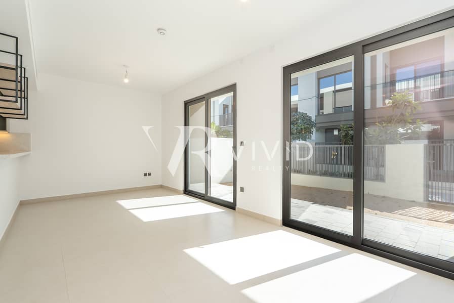 Internal | Kitchen Equipped | Near Park and Pool - Image 7