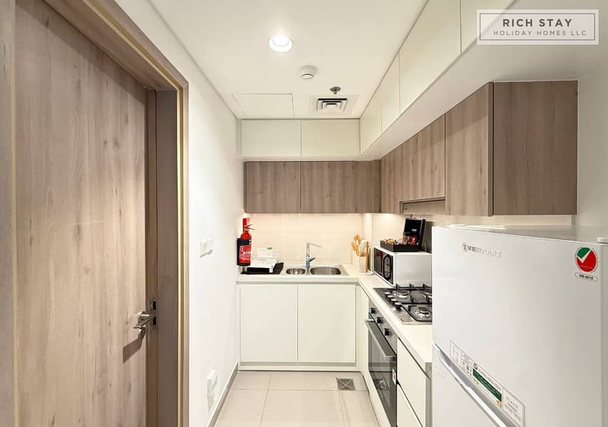 UPGRADED | CITY VIEW | DECEMBER OFFER - Image 10