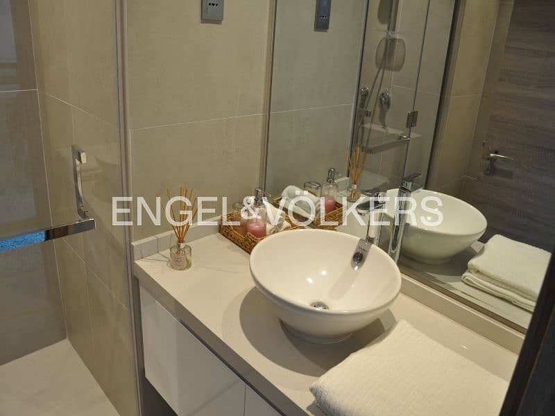 Modern | Fully Furnished | Spacious - Image 11