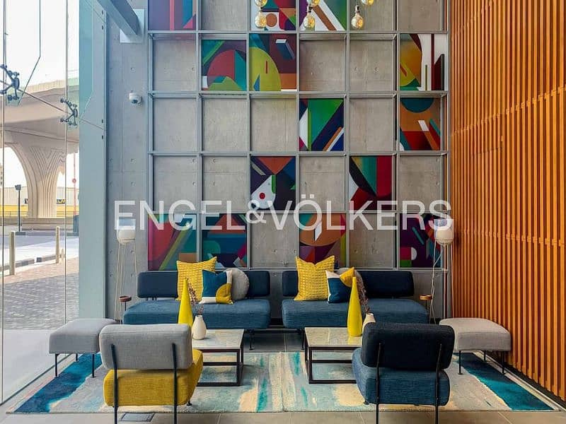 Modern | Fully Furnished | Spacious - Image 13