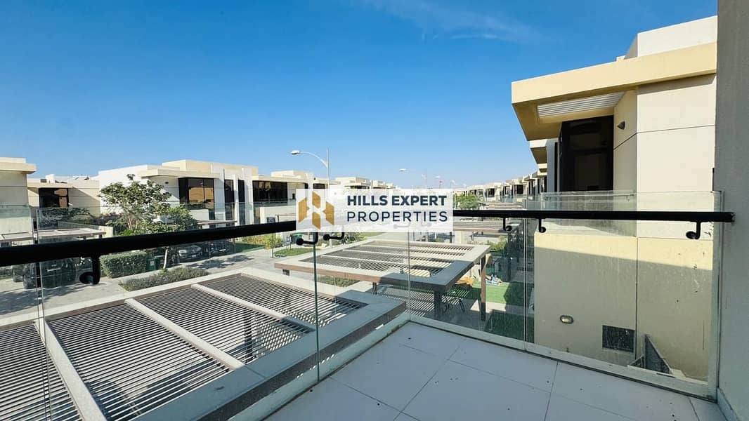 LARGER PLOT | READY TO MOVE IN | AMAZING OFFER - Image 22