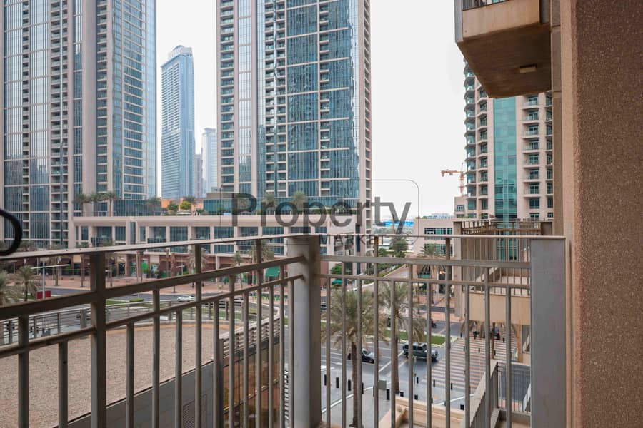 Elegant | Downtown Dubai | City View - Image 14