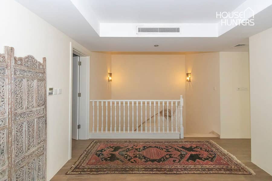 Stunning Contemporary Villa | Spacious Layout - Image 13