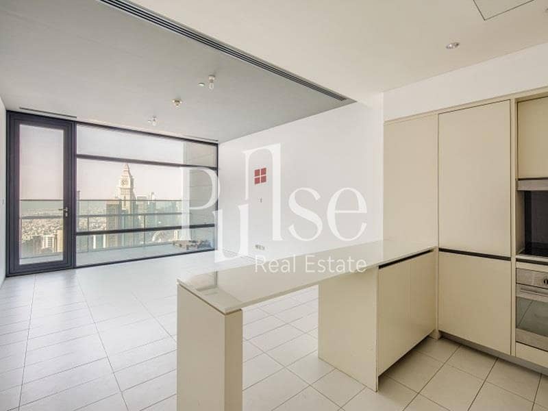 Spacious 1BR | High Floor | DIFC and Sea Views