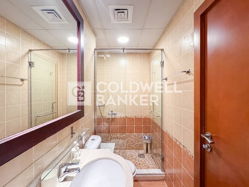 Full Marina View | Vacant | High Floor - Image 18